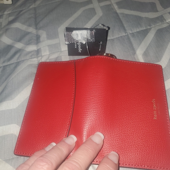 NWT-Kate spade wallet - Picture 2 of 6